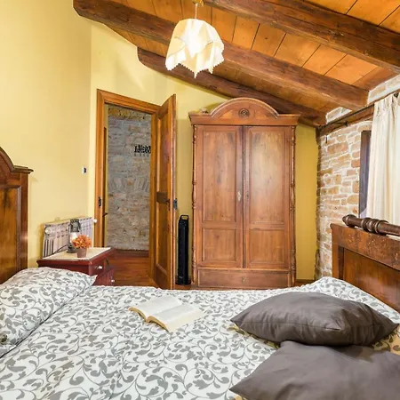 House Dorstari Vila *