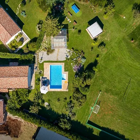 House Dorstari Villa *
