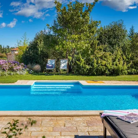 Villa House Dorstari *