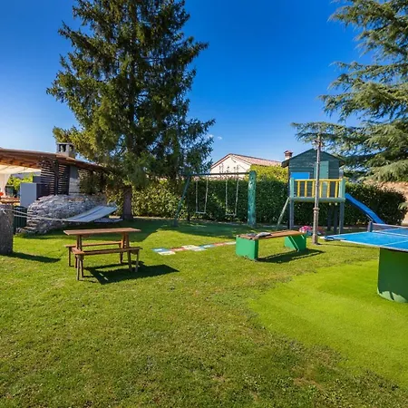 House Dorstari Villa *